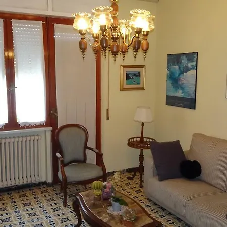 Caterina House شقة Saltara