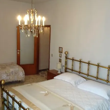 Caterina House شقة *